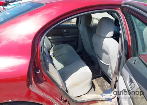 2001 Mercury Sable Gs from USA, damaged, VIN 1MEFM50U31A628773